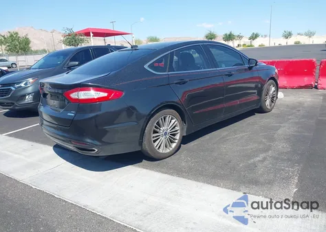 2013 Ford Fusion Se z USA, uszkodzony, nr VIN 3FA6P0H95DR272029
